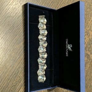 Swarovski crystal bracelet (white)